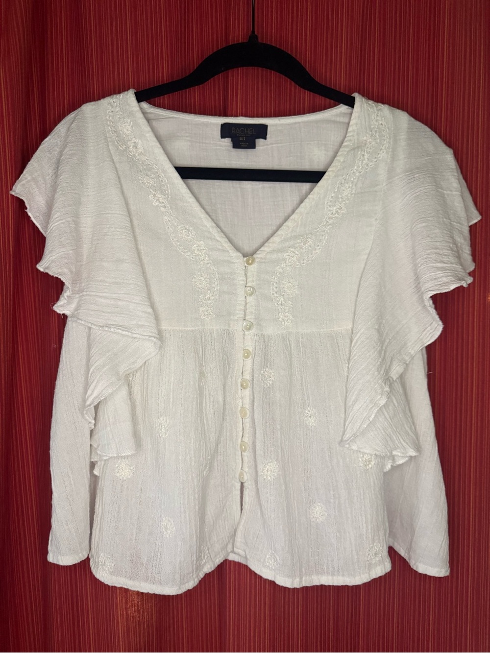 Rachel Rachel Roy Embroidered
Textured Ruffle V-Neck Blouse Small